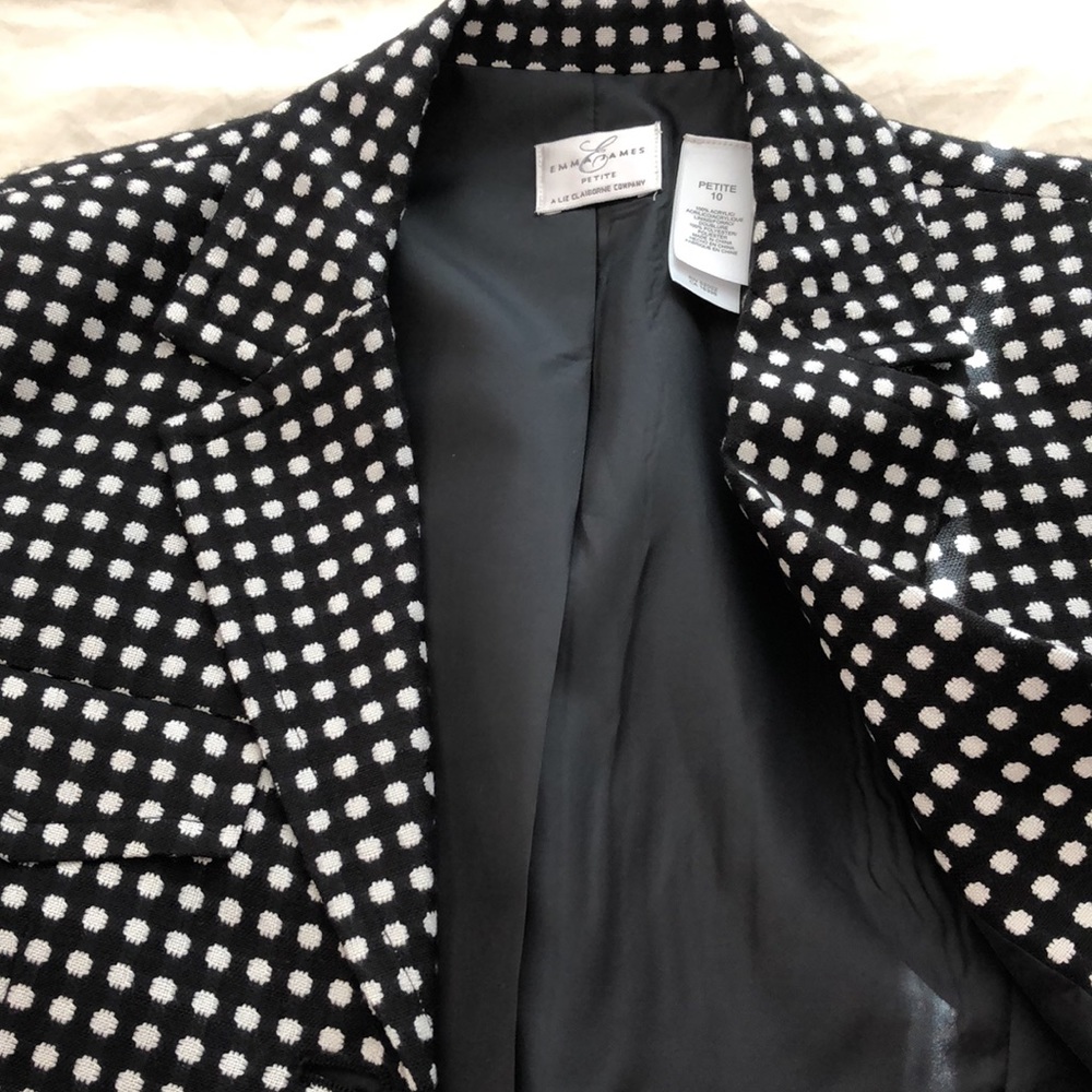 Black And White Circle Patterned Jacket - image 3